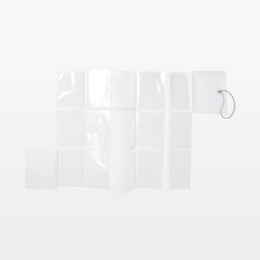 画像ギャラリー No.001のサムネイル画像 / トレカの収納に便利そう。無印良品から「さっと開いて一覧できるカードファイル」が登場