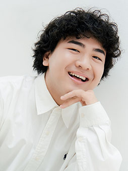 画像ギャラリー No.005のサムネイル画像 / 実写ドラマ版「ウイングマン」,キービジュアルが公開に。大原優乃さんら主人公を取り巻く追加キャストも解禁