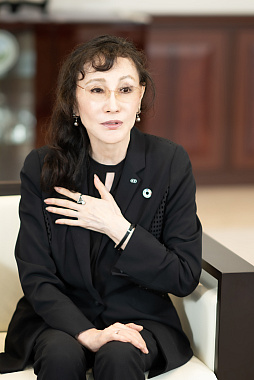 ꡼ No.009Υͥ / Υ󥿥ӥ塼ҲλҽоݤȤ֤꤫ػפˡƥζûҲĹ᤿ۤٱֺѤɬפʤΤǡ¿οͤΤäƤۤǤ