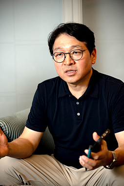 ꡼ No.013Υͥ / Υ󥿥ӥ塼3ĤμĹ̳ڥ᤬ޥ륲ȤΥ򶯸ǤʤΤˡܤΤҤ󤬡֥ޥ륲ȡפȤ̾ʹơ֤βҤ͡פʬ褦ʥ֥ɤꤿ