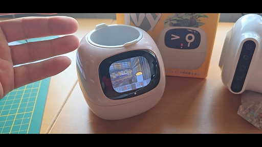 画像ギャラリー No.006のサムネイル画像 / 「ニンテンドーサウンドクロック Alarmo」で,FPS「DOOM」を動作させるユーザーが出現。サウンドはないが,Alarmoのダイヤルで主人公を操作