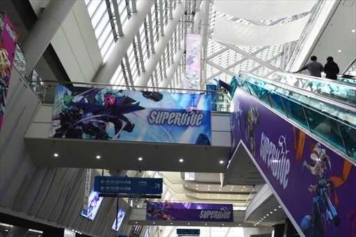 ���������꡼ No.007�Υ���ͥ������ / 20��ǯ��ޤ����ڹ�����Υ����ॷ�祦����ǯ�Ⳬ�롣���˥�ϥ���ե��å����ο��¿���褦�ʡġġ���G-STAR 2024��