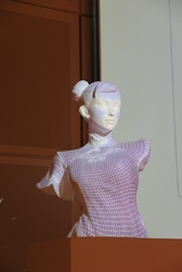 ���������꡼ No.023�Υ���ͥ������ / �ɥåȳ������뵻���顤���䤷�����Ѳ�˶�ޤޤǡ�����Ÿ�Ȥϰ�̣��ä�Ÿ������ܻؤ����祫�ץ���Ÿ�פ�2025ǯ3��20��������ǳ���