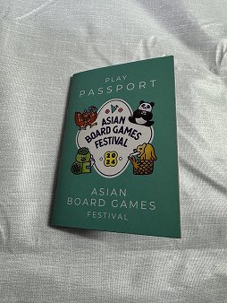 画像ギャラリー No.006のサムネイル画像 / シンガポール最大のボードゲームイベントに突撃。アジアを中心に13か国のボードゲームが集まった