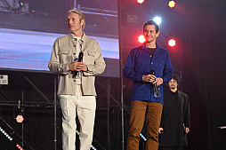 画像ギャラリー No.027のサムネイル画像 / 「東京コミコン2024」レポート。ジェイソン・モモアさんやマッツ・ミケルセンさんたちの出演にステージは大盛り上がり。デロリアンなどの展示も