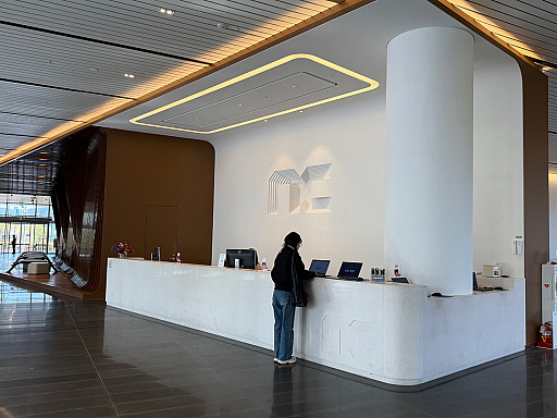 ���������꡼ No.003�Υ���ͥ������ / NCSOFT�ܼҤ˹ԤäƤߤ��顤�ݰ�फ���±����޽�ۡ���Ʋ���뺧����ʡ��ˤޤǤʤ�Ǥ�·�äƤ���祪�ե����ӥ���ä�