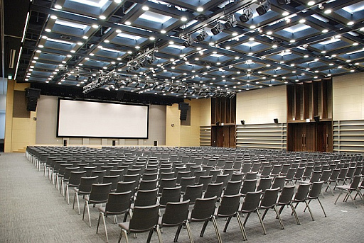 ���������꡼ No.010�Υ���ͥ������ / NCSOFT�ܼҤ˹ԤäƤߤ��顤�ݰ�फ���±����޽�ۡ���Ʋ���뺧����ʡ��ˤޤǤʤ�Ǥ�·�äƤ���祪�ե����ӥ���ä�