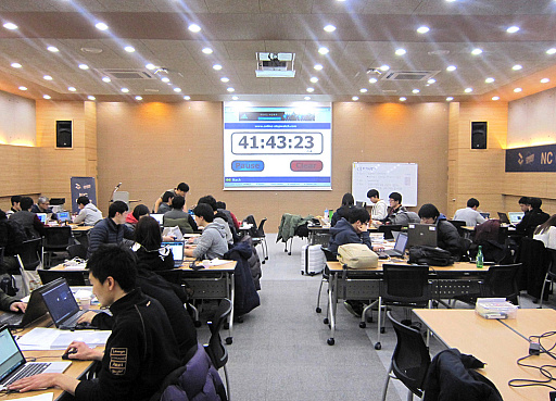 ���������꡼ No.021�Υ���ͥ������ / NCSOFT�ܼҤ˹ԤäƤߤ��顤�ݰ�फ���±����޽�ۡ���Ʋ���뺧����ʡ��ˤޤǤʤ�Ǥ�·�äƤ���祪�ե����ӥ���ä�