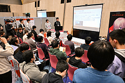 ���������꡼ No.007�Υ���ͥ������ / ������ȳ����襤�٥����2��֥���ꥢ�������ȡ׳��š����⥲����᡼����8�Ҥ��ȳ���Ư�����������˴��������俦��Ҳ��»�