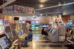 ���������꡼ No.020�Υ���ͥ������ / ���ڥ���μ̿��Ȥ����������ܤΥ����ॻ�󥿡��μ̿����פ�Kickstarter�����ڡ���Ÿ���档����Υ��������̤���ʸ���ε�Ͽ