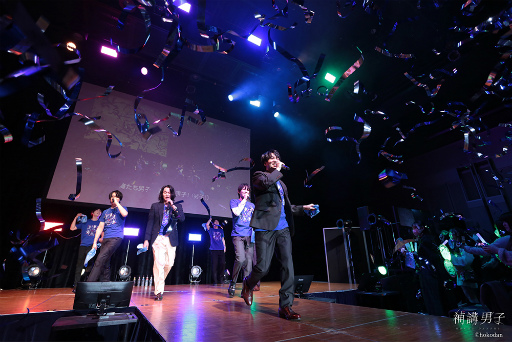 画像ギャラリー No.004のサムネイル画像 / 「『補講男子』1stライブ 〜着席,その向こう側へ〜」囲み取材&ライブレポート。新曲披露や朗読劇,謎解きと大満足のイベントに