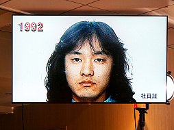 画像ギャラリー No.005のサムネイル画像 / 「光吉猛修 35周年記念ディナーショー in セガ本社」レポート。日本一歌のうまいサラリーマンが昼夜にわたって全22曲を披露(独占インタビューも)