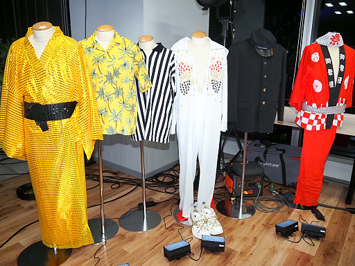 画像ギャラリー No.024のサムネイル画像 / 「光吉猛修 35周年記念ディナーショー in セガ本社」レポート。日本一歌のうまいサラリーマンが昼夜にわたって全22曲を披露(独占インタビューも)