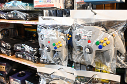 ���������꡼ No.071�Υ���ͥ������ / �����ѡ��ݥƥ�10���ֽ֡��ո����Բ��̲��פ��Фˡ�by 4Gamer