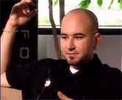 �N���b�N�Ŋg�債�܂�